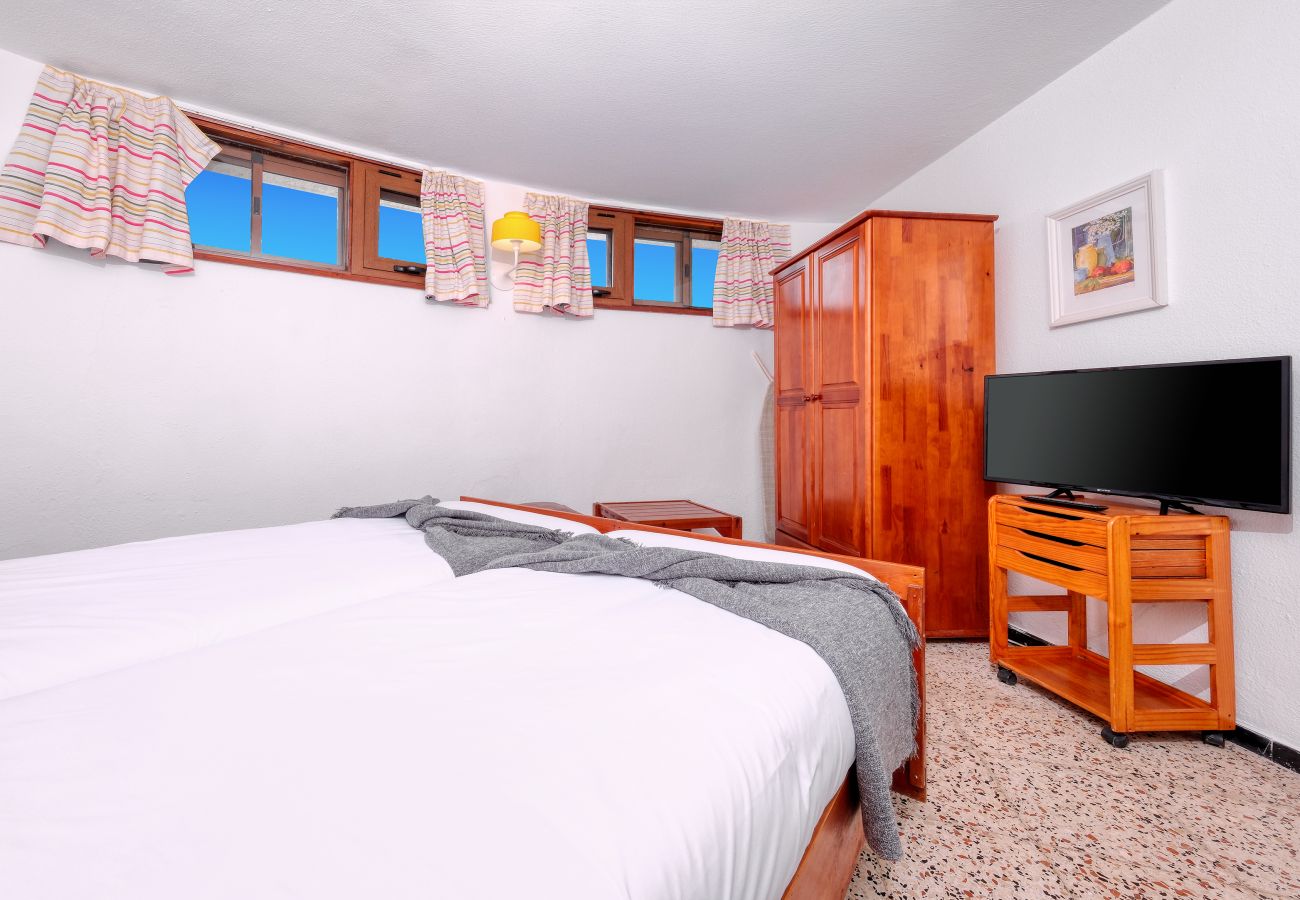 Casa en  Famara - First Line of the Sea • Vista Mar • Playa 1 min