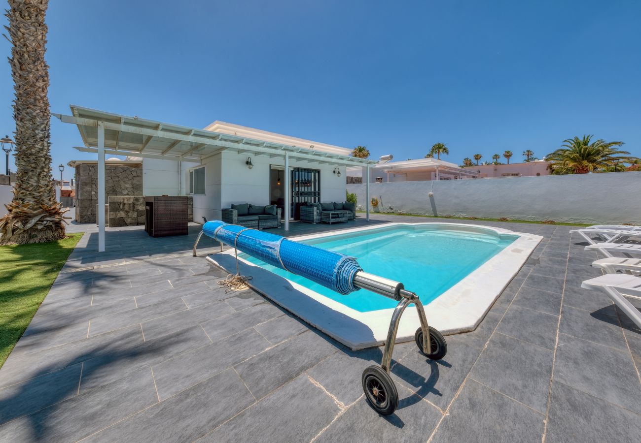 Casa en Puerto del Carmen - Villa Leona • Piscina climatizada • BBQ
