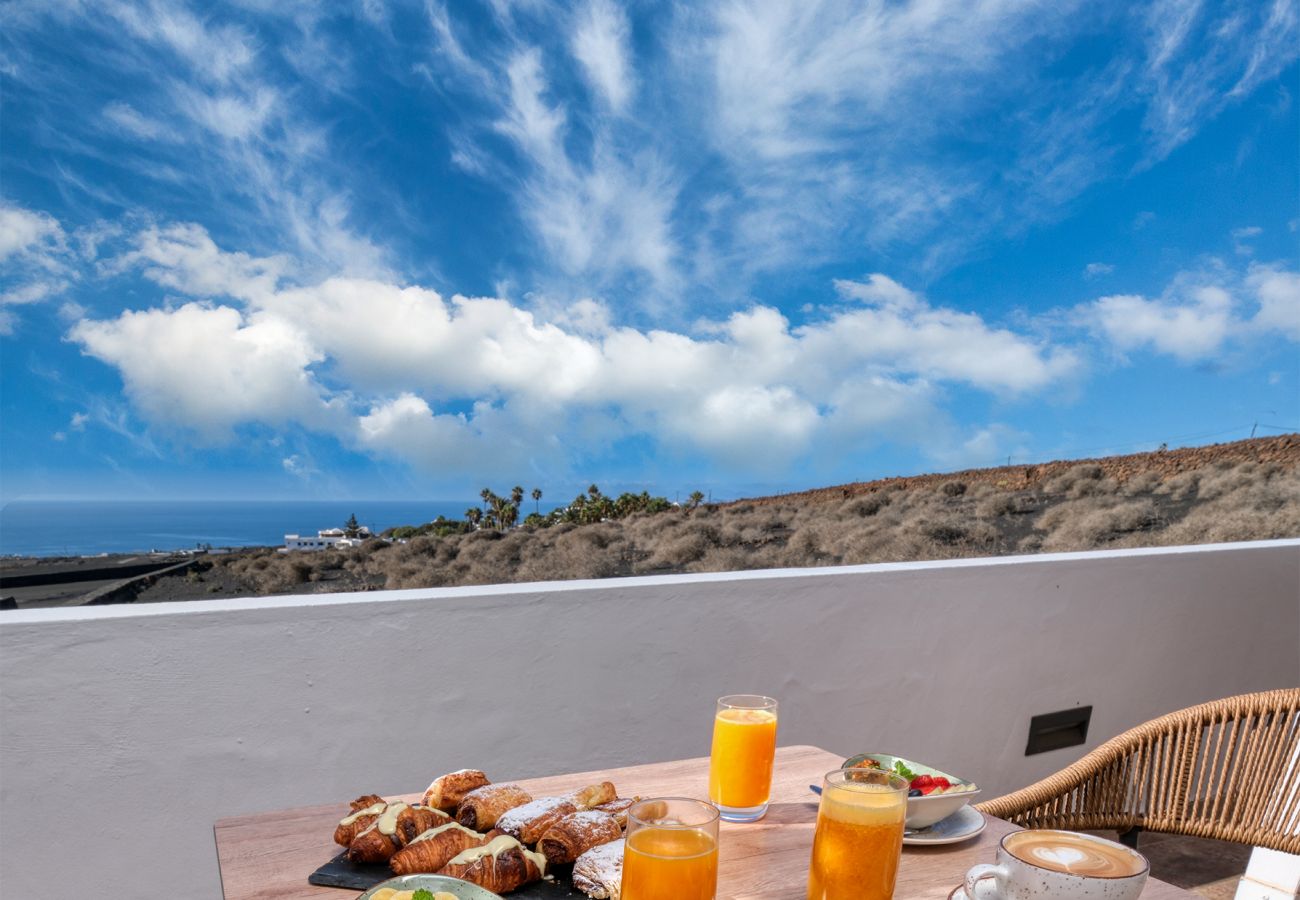 Alquiler por habitaciones en Macher - Casa Serena 10, Suite  9 • Desayuno Incluido (+18)