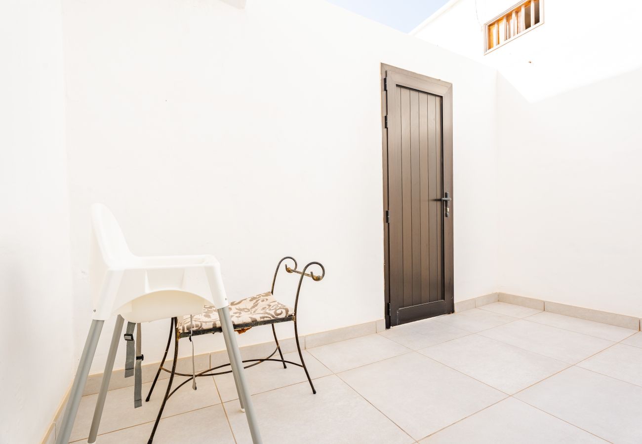 Casa en Puerto del Carmen - Casa Marlena- Terraza privada- 4 min de la playa by Lanzarote Vacation Homes