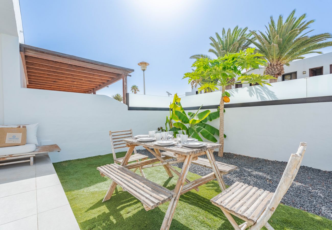 Casa en Puerto del Carmen - Casa Marlena- Terraza privada- 4 min de la playa by Lanzarote Vacation Homes