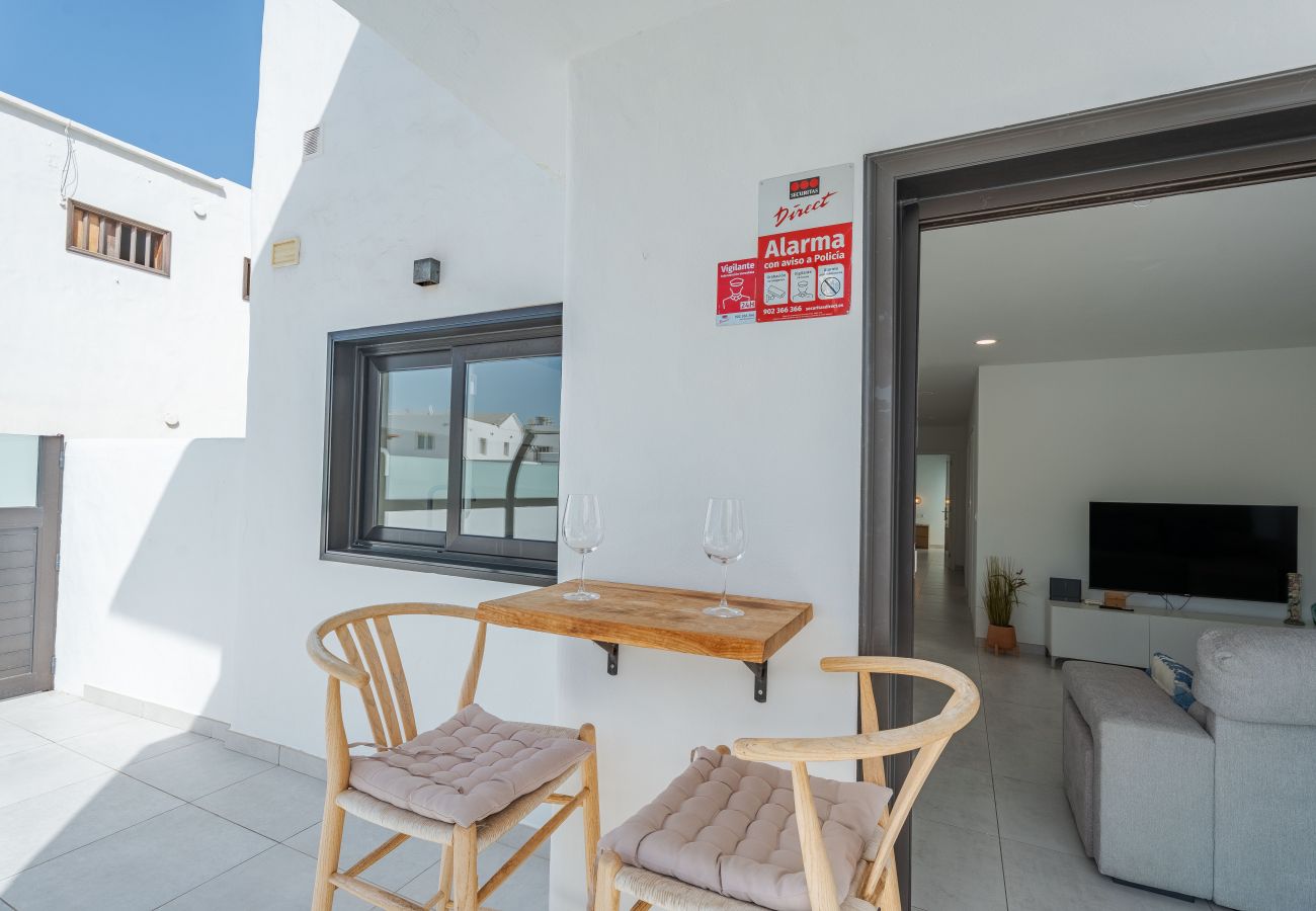 Casa en Puerto del Carmen - Casa Marlena- Terraza privada- 4 min de la playa by Lanzarote Vacation Homes