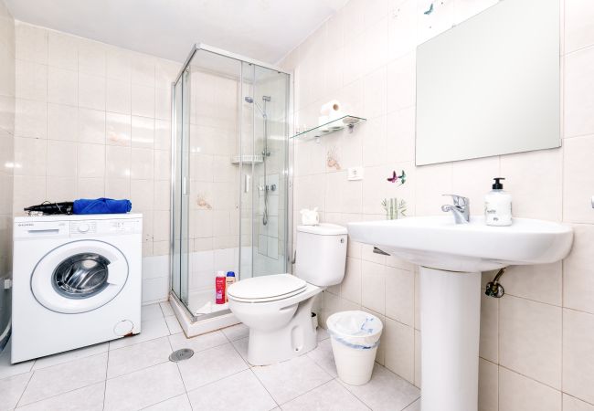 Ferienwohnung in Puerto del Carmen - Suite Abora - Entspannen Sie sich 500 m vom Strand entfernt, schnelles WLAN Ferienwohnung in Puerto del Carmen - Suite Abora - Entspannen Sie sich 500 m vom Strand entfernt, schnelles WLAN