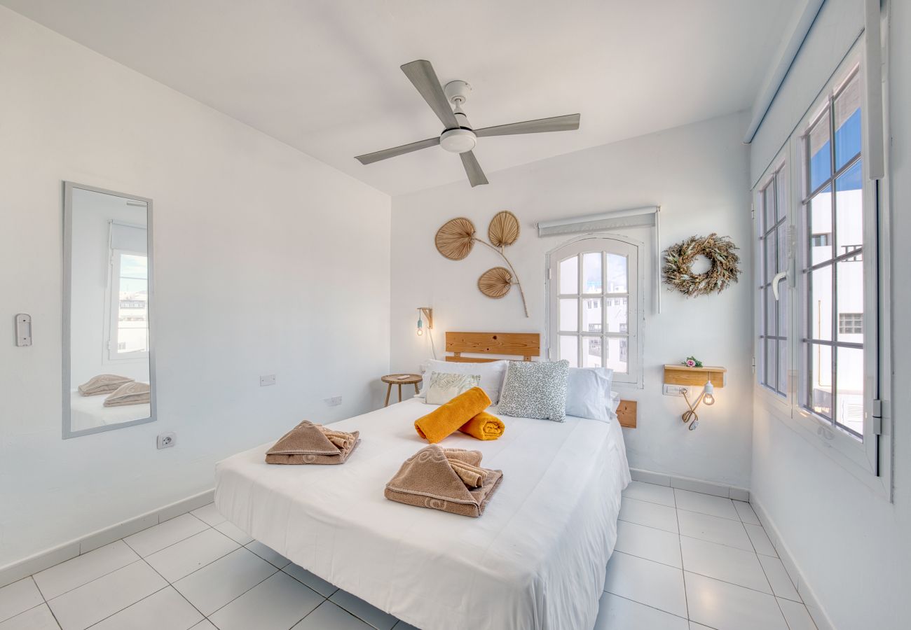 Ferienwohnung in Puerto del Carmen - Chez Carmen • Pool View • Beach 900M • LVH