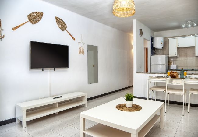 Ferienhaus in Puerto del Carmen - Suite Zefiro - 500m vom Strand, Terrasse und Glasfaser Ferienhaus in Puerto del Carmen - Suite Zefiro - 500m vom Strand, Terrasse und Glasfaser