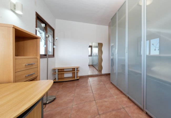 Ferienhaus in Costa Teguise - Casa Elin, Gemeinschaftspool, schnelles WLAN und ruhiger Ort Ferienhaus in Costa Teguise - Casa Elin, Gemeinschaftspool, schnelles WLAN und ruhiger Ort