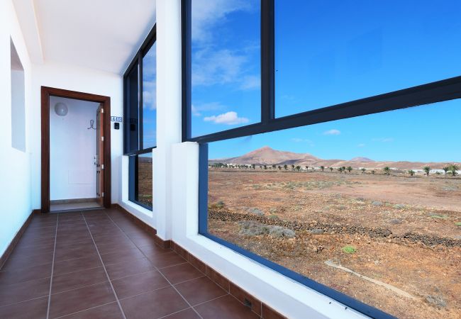 Ferienhaus in Costa Teguise - Casa Elin, Gemeinschaftspool, schnelles WLAN und ruhiger Ort Ferienhaus in Costa Teguise - Casa Elin, Gemeinschaftspool, schnelles WLAN und ruhiger Ort