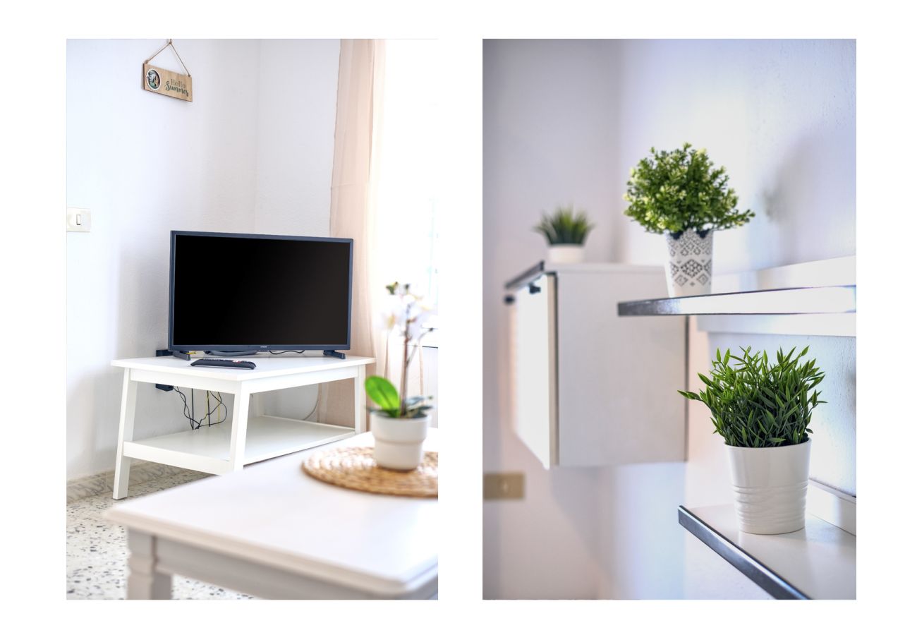 Ferienhaus in  Famara - Casa Hespi - Blick auf den Famara-Strand  By LVH