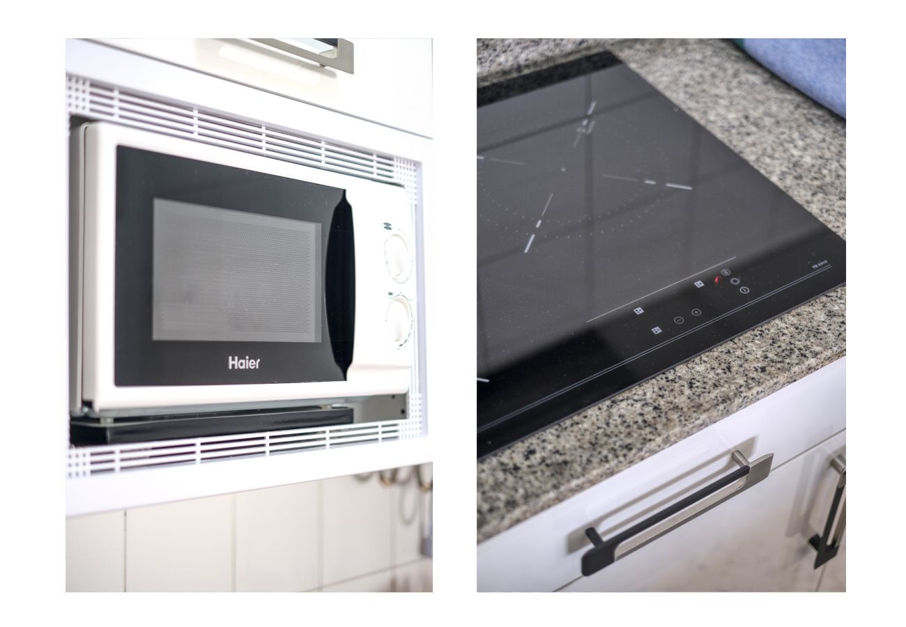 Ferienhaus in  Famara - Casa Hespi - Blick auf den Famara-Strand  By LVH