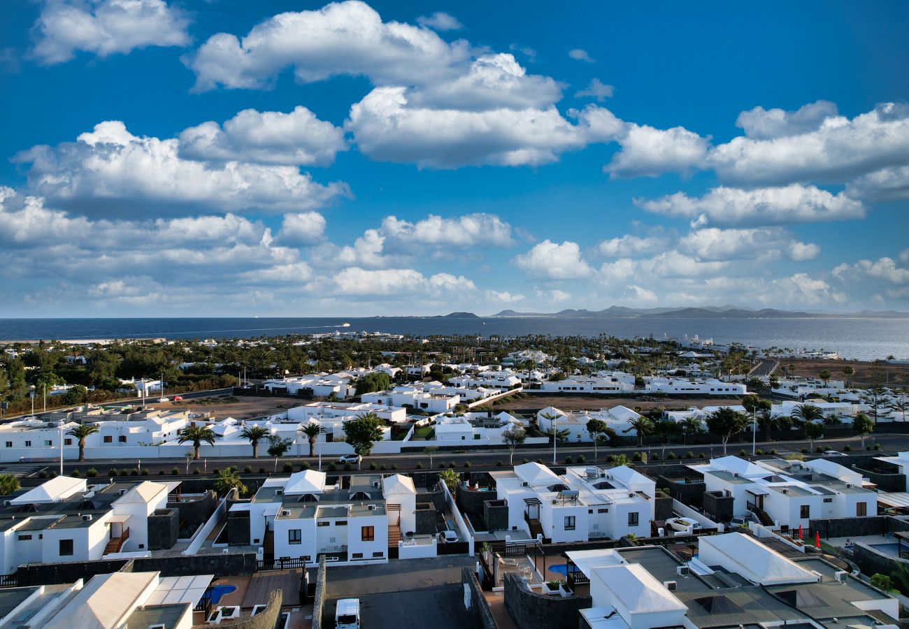 Villa in Playa Blanca - Villa Flavia - Private Pool, Jacuzzi, BBQ and Game Room By Lanzarote Vacation Home