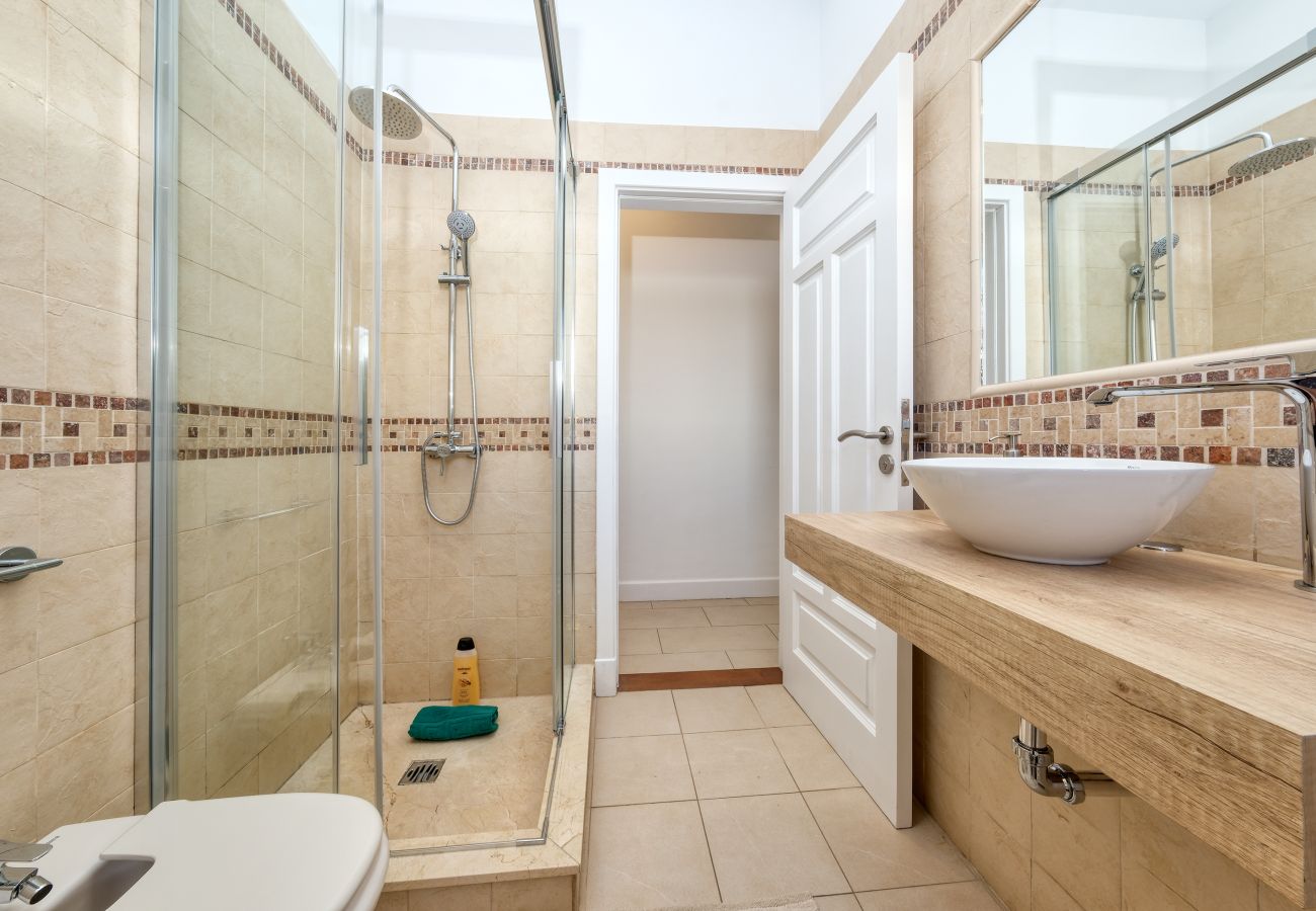 Villa in Puerto Calero - Villa Mar Azul Puerto Calero - Private Pool and BBQ By Lanzarote Vacation Homes