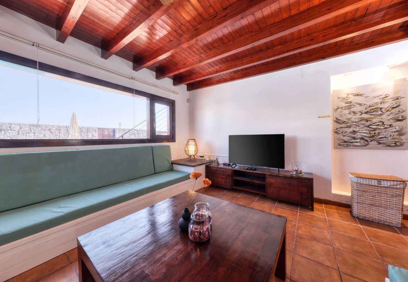 Villa in Playa Blanca - Villa Aurelia - Pool, Jacuzzi, BBQ and Ping-Pong By Lanzarote Vacation Homes Villa in Playa Blanca - Villa Aurelia - Pool, Jacuzzi, BBQ and Ping-Pong By Lanzarote Vacation Homes