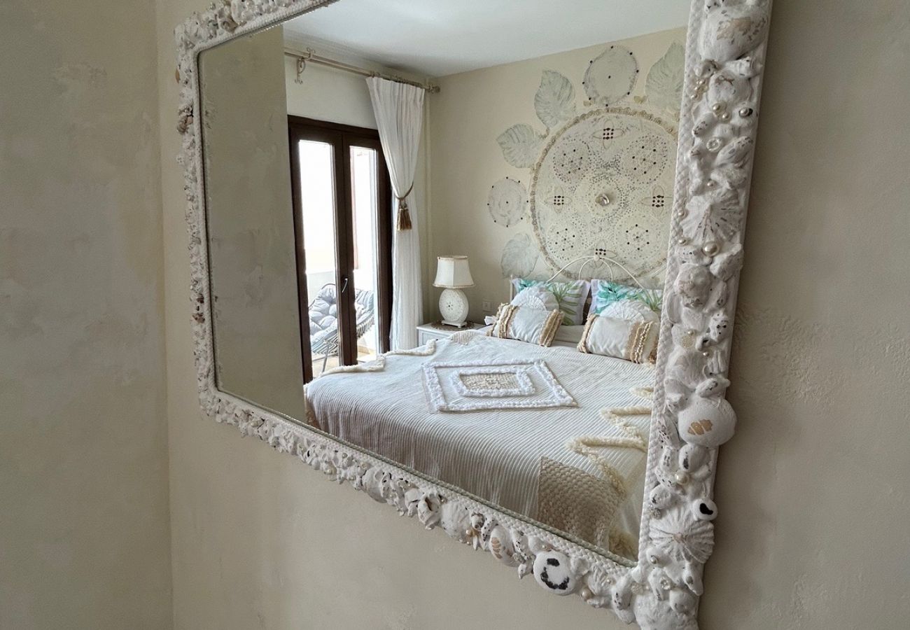 Ferienhaus in Puerto Calero - Casa Bleu - Duplex - Pool und BBQ By LVH