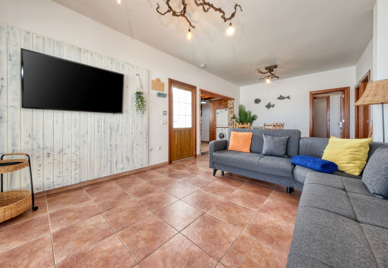 Ferienhaus in Playa Blanca - Casa Iria - Private pool and BBQ By Lanzarote Vacation Homes Ferienhaus in Playa Blanca - Casa Iria - Private pool and BBQ By Lanzarote Vacation Homes