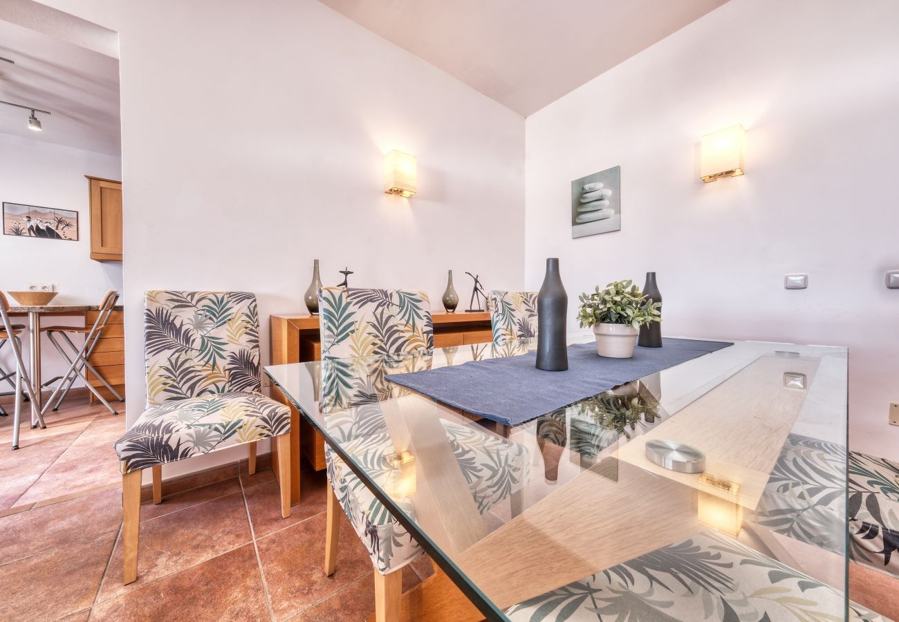 Ferienhaus in Playa Blanca - Lava and Sea - Pool, BBQ und Meerblick By LVH