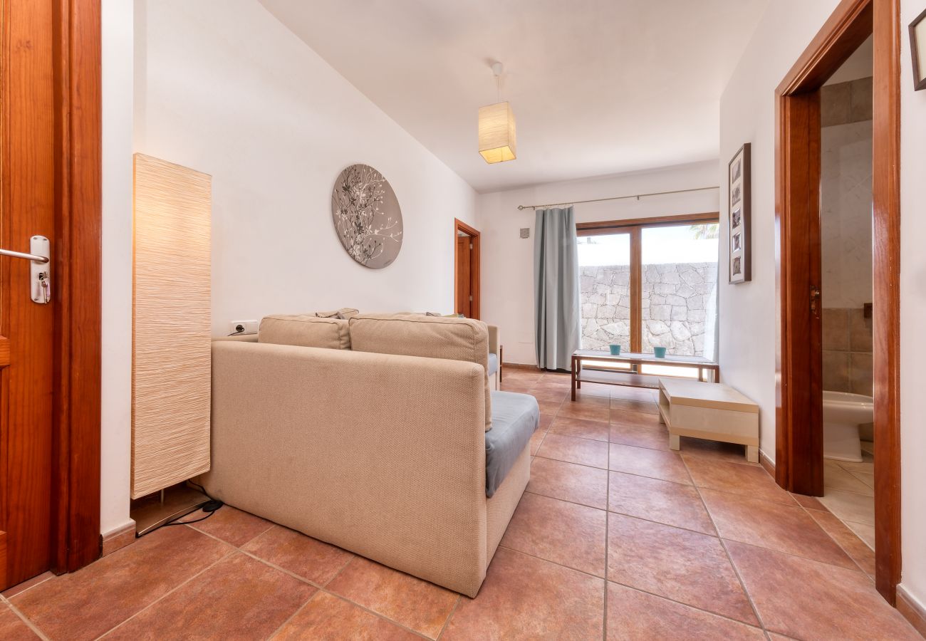 Ferienhaus in Playa Blanca - Lava and Sea - Pool, BBQ und Meerblick By LVH