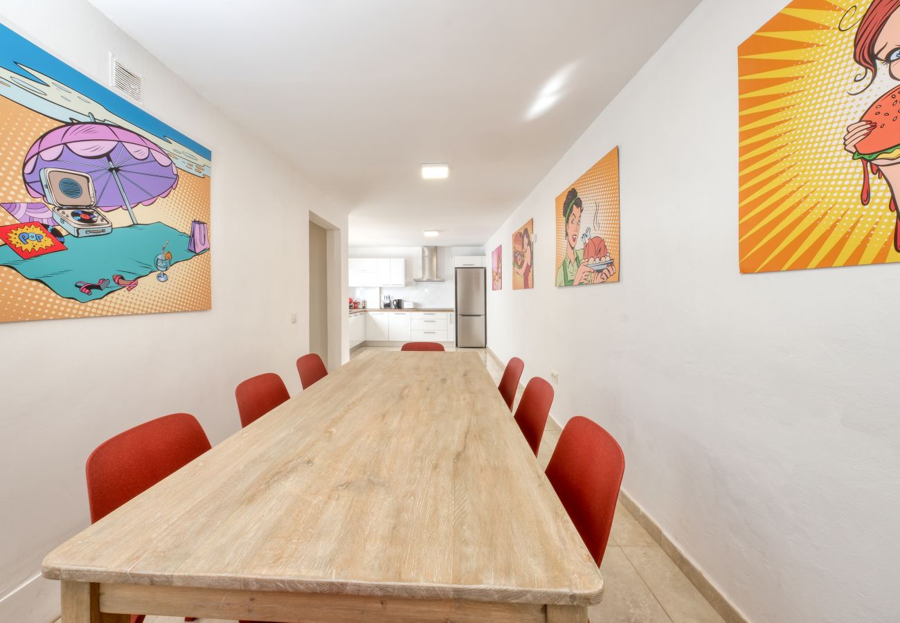 Villa in Puerto del Carmen - Villa Flaminia - Jacuzzi and Foosball - Just 400m from the Beach By Lanzarote Vacation Homes