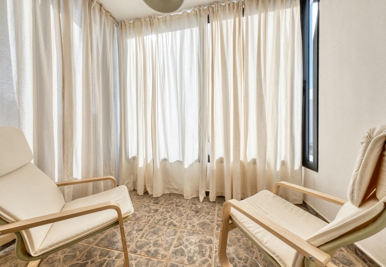 Villa in Puerto del Carmen - Villa Flaminia - Jacuzzi and Foosball - Just 400m from the Beach By Lanzarote Vacation Homes