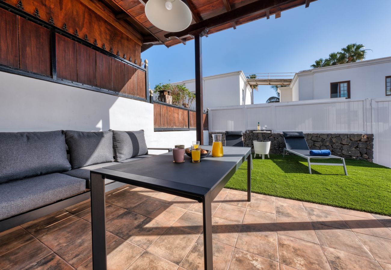 Villa in Puerto del Carmen - Villa Flaminia - Jacuzzi and Foosball - Just 400m from the Beach By Lanzarote Vacation Homes