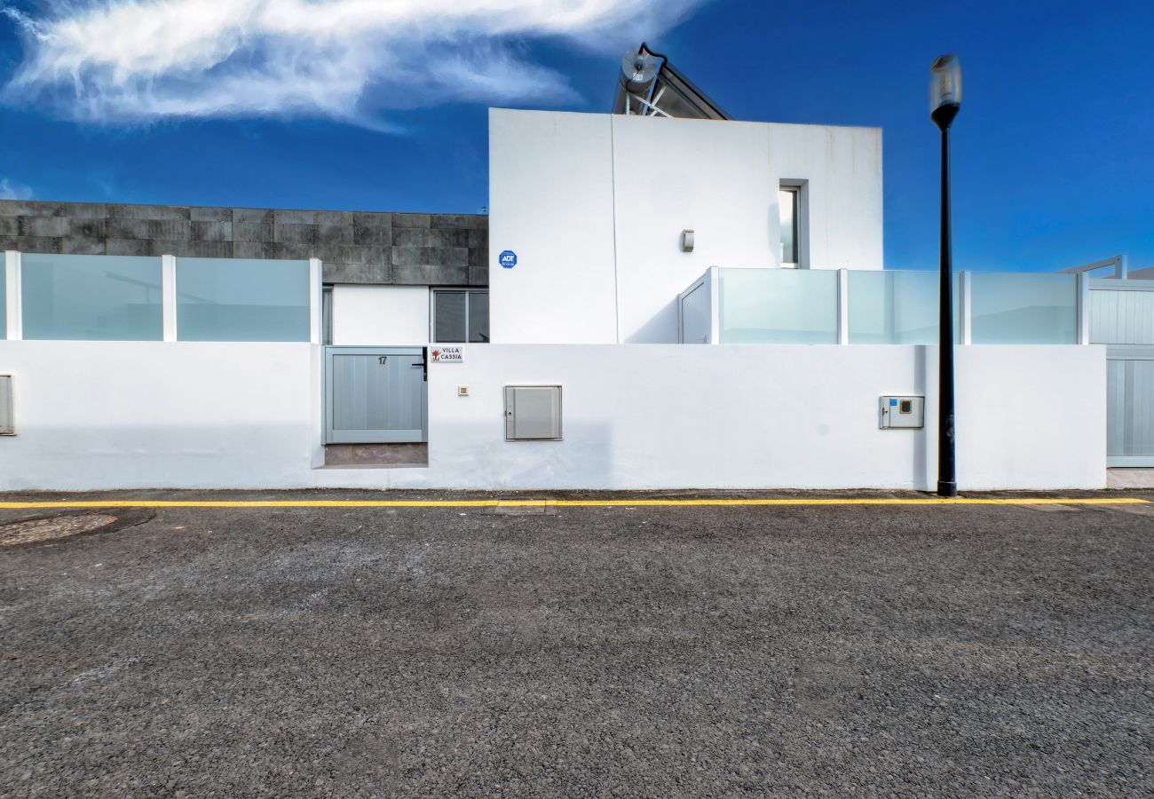 Ferienhaus in Playa Blanca - Villa Cassia - Pool, Tischfußball, BBQ und AACC By LVH