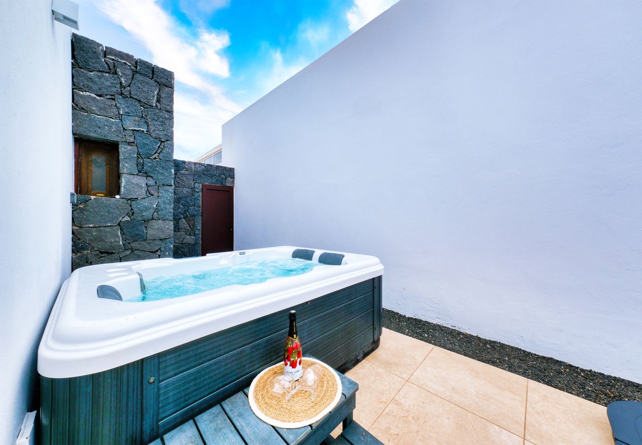 Villa in Playa Blanca - Villa Malolo - Private Pool and Jacuzzi By Lanzarote Vacation Homes