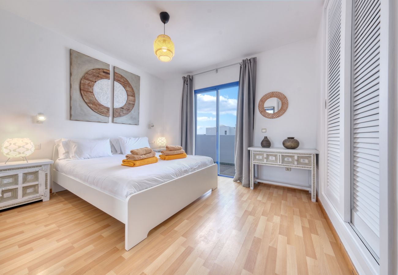 Ferienhaus in Playa Blanca - Playa Blanca Sunset - Pool und BBQ By LVH