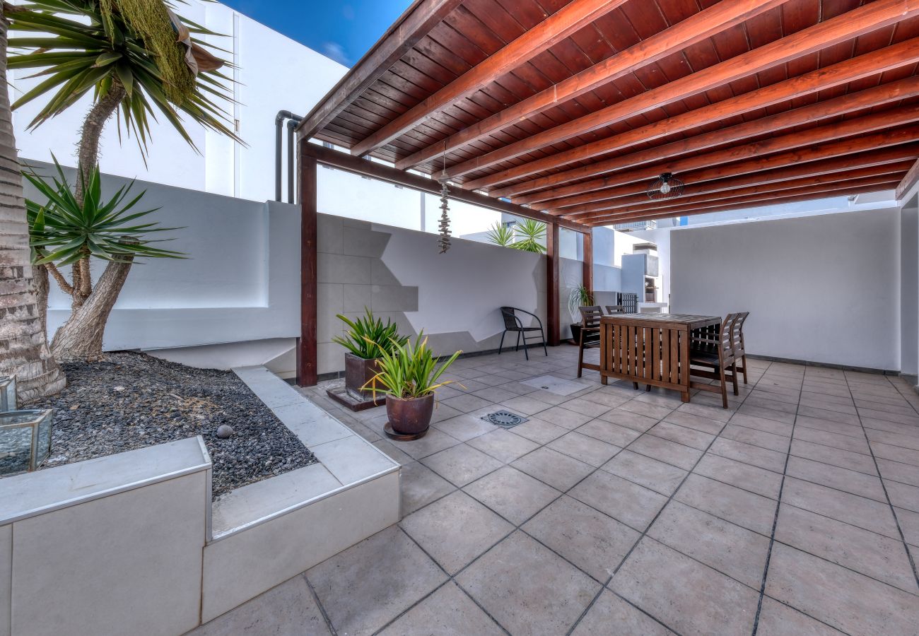 Ferienhaus in Playa Blanca - Playa Blanca Sunset - Pool und BBQ By LVH