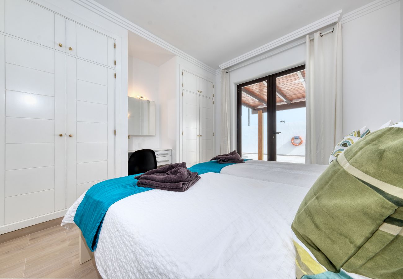 Villa in Playa Blanca - Villa Serenity Playa Blanca By Lanzarote Vacation Homes
