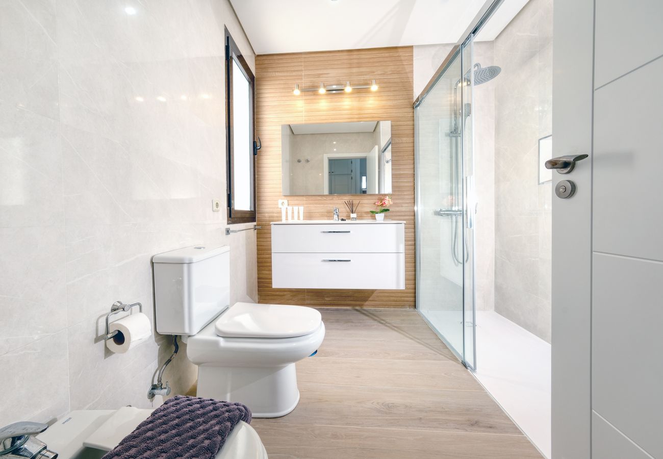 Villa in Playa Blanca - Villa Serenity Playa Blanca By Lanzarote Vacation Homes