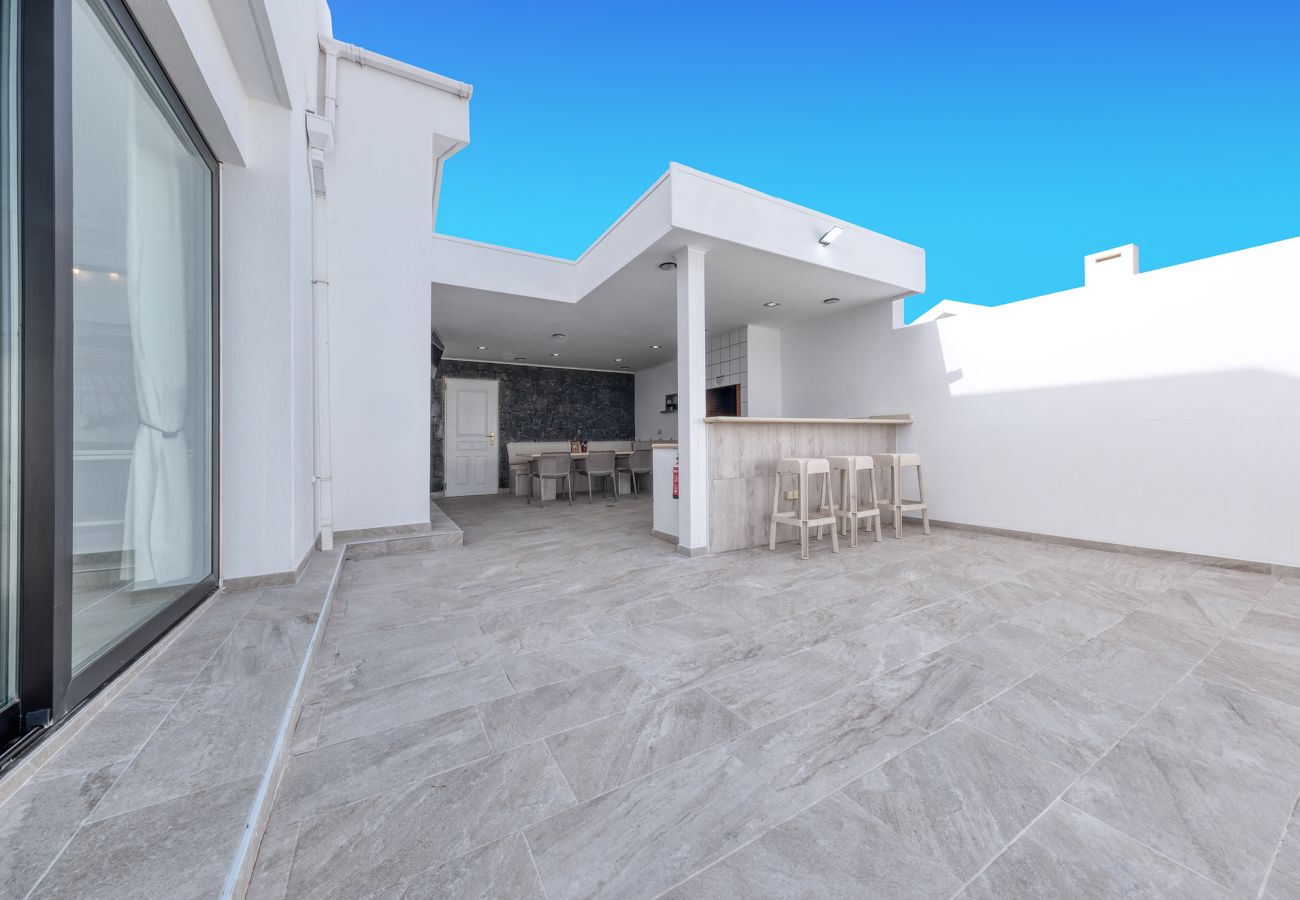 Villa in Playa Blanca - Villa Serenity Playa Blanca By Lanzarote Vacation Homes