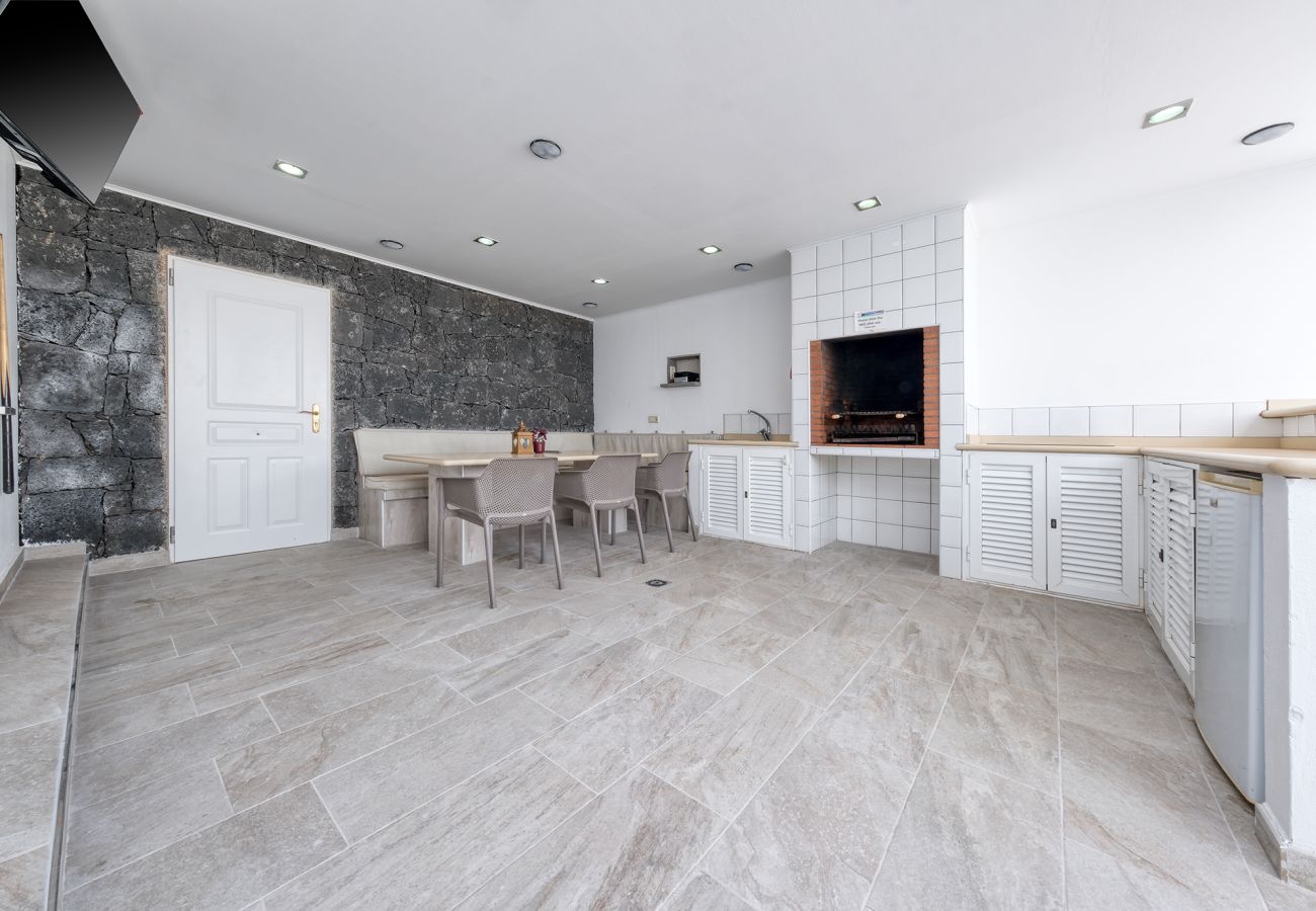 Villa in Playa Blanca - Villa Serenity Playa Blanca By Lanzarote Vacation Homes