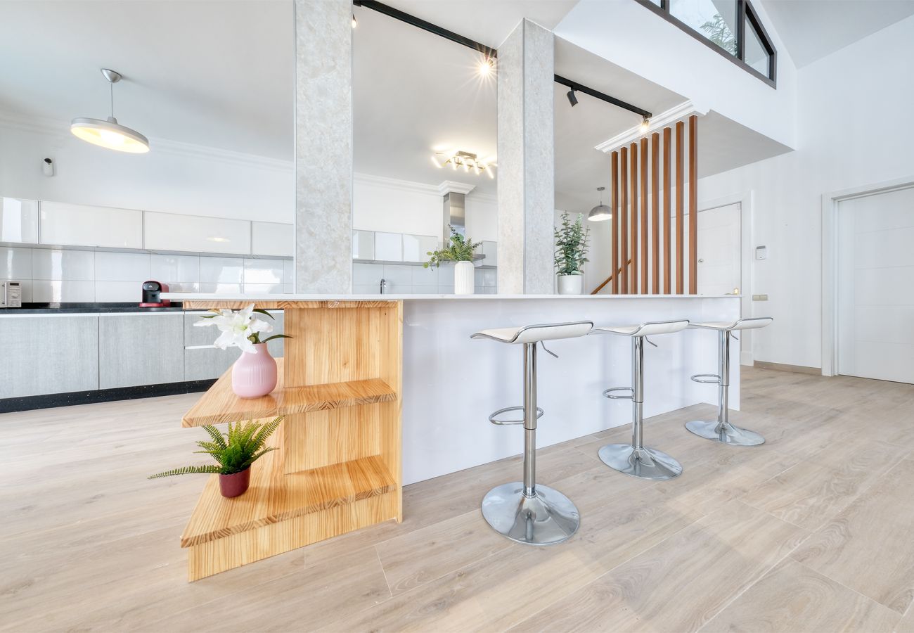 Villa in Playa Blanca - Villa Serenity Playa Blanca By Lanzarote Vacation Homes