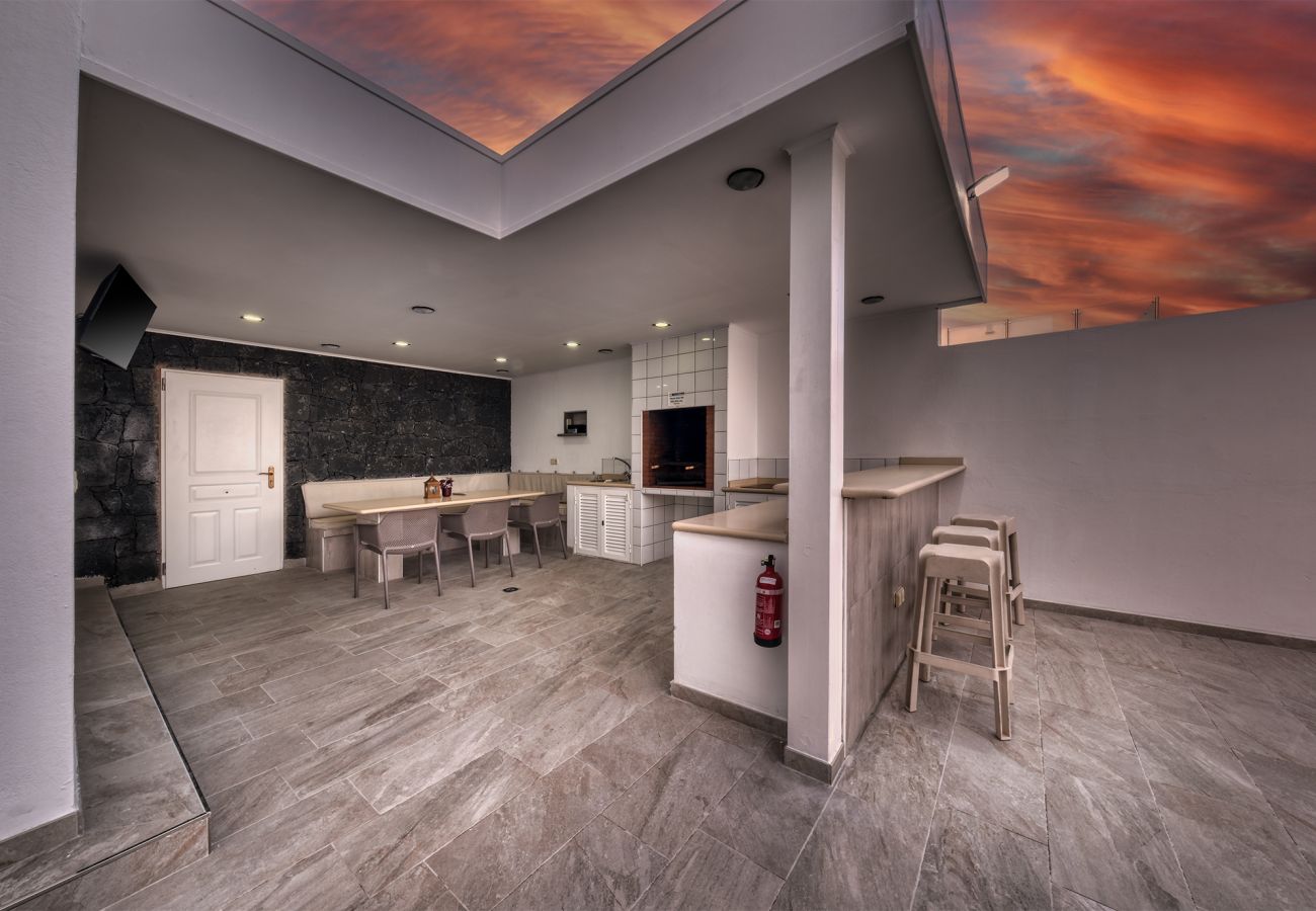 Villa in Playa Blanca - Villa Serenity Playa Blanca By Lanzarote Vacation Homes