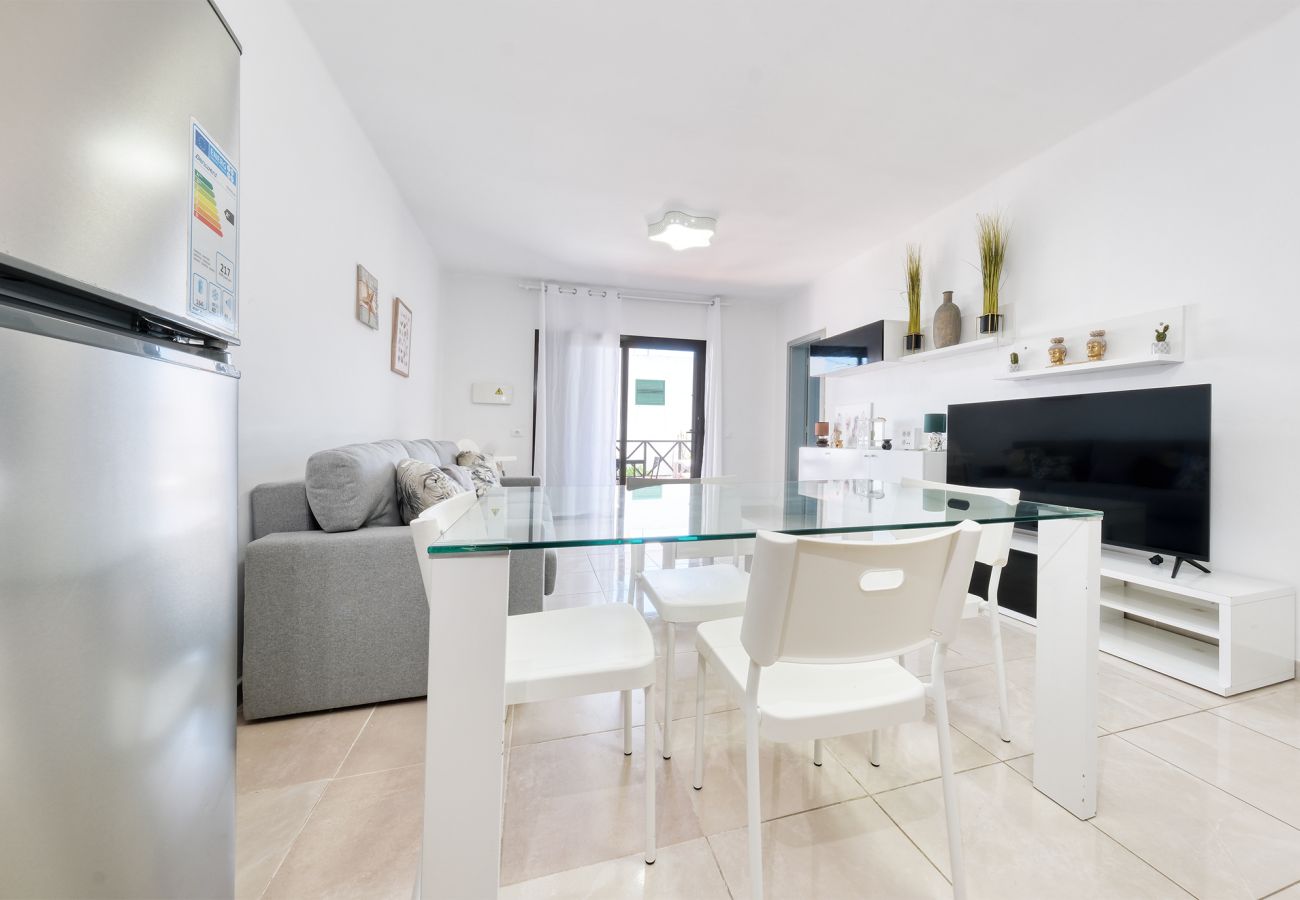 Ferienhaus in Puerto del Carmen - Happy Beach Home - Gemeinschaftspool By LVH