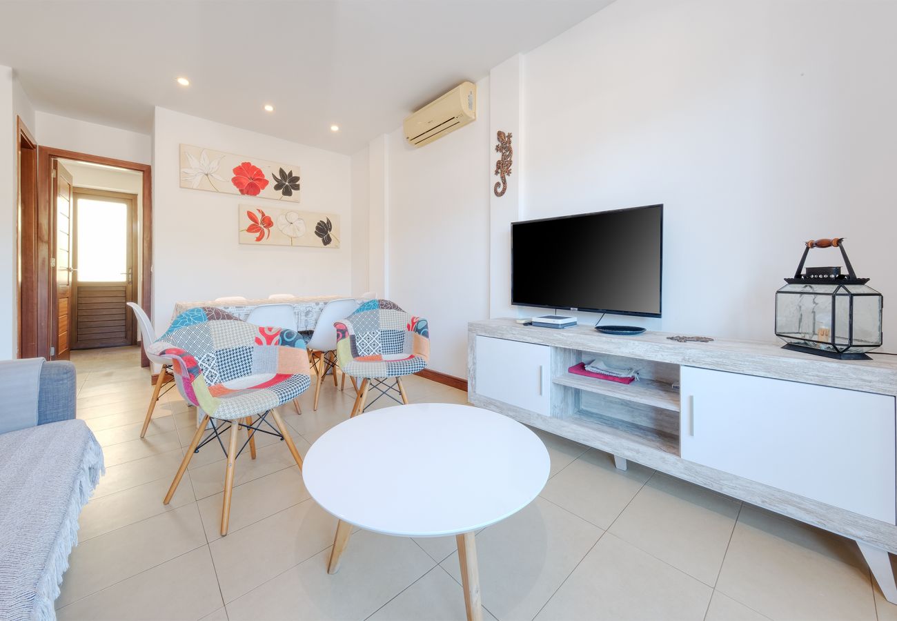 Ferienhaus in Puerto Calero - Bella Vista - Duplex - Pool & BBQ By LVH