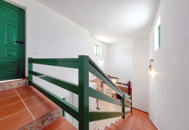 Zimmeranmietung in Tinajo - Casa Casa NoPasaNada, habitación Triple Los Lobos Zimmeranmietung in Tinajo - Casa Casa NoPasaNada, habitación Triple Los Lobos