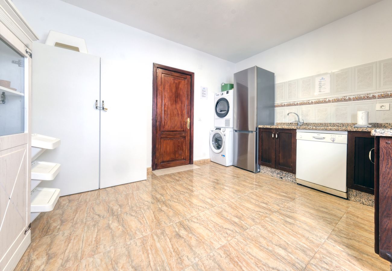 Zimmeranmietung in Tinajo - Casa Casa NoPasaNada, habitación Triple Los Lobos