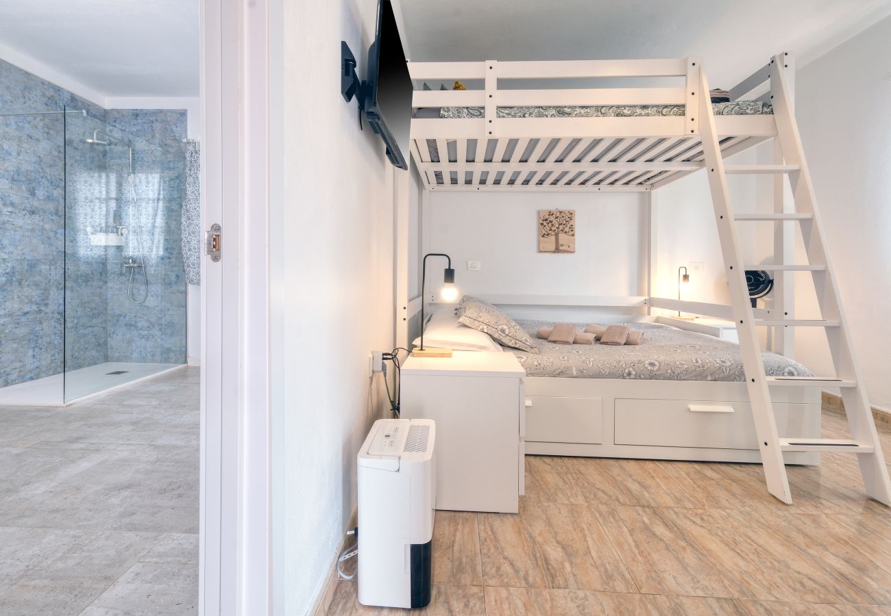 Zimmeranmietung in Tinajo - Casa Casa NoPasaNada, habitación Triple Los Lobos