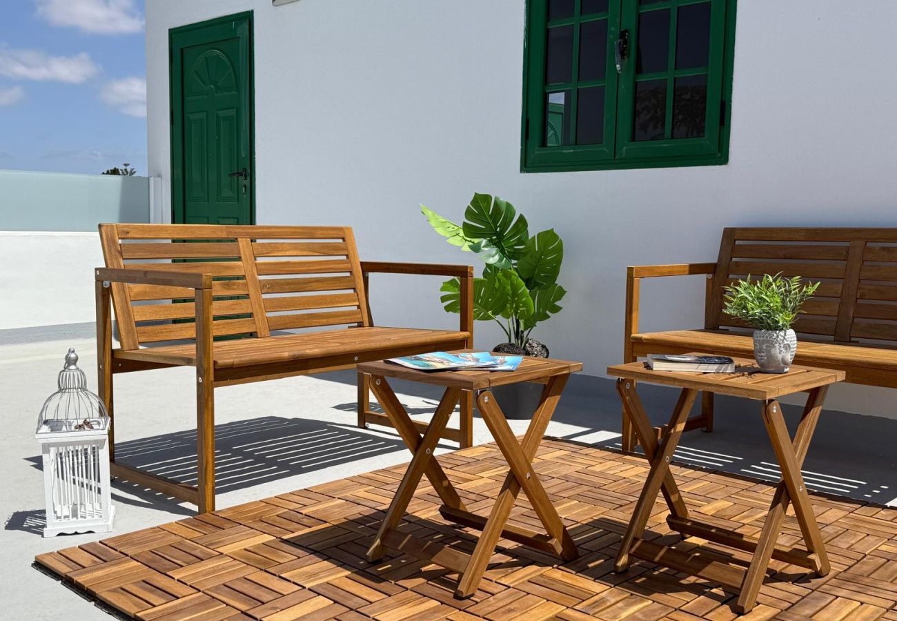 Zimmeranmietung in Tinajo - Casa Casa NoPasaNada, habitación Triple Los Lobos