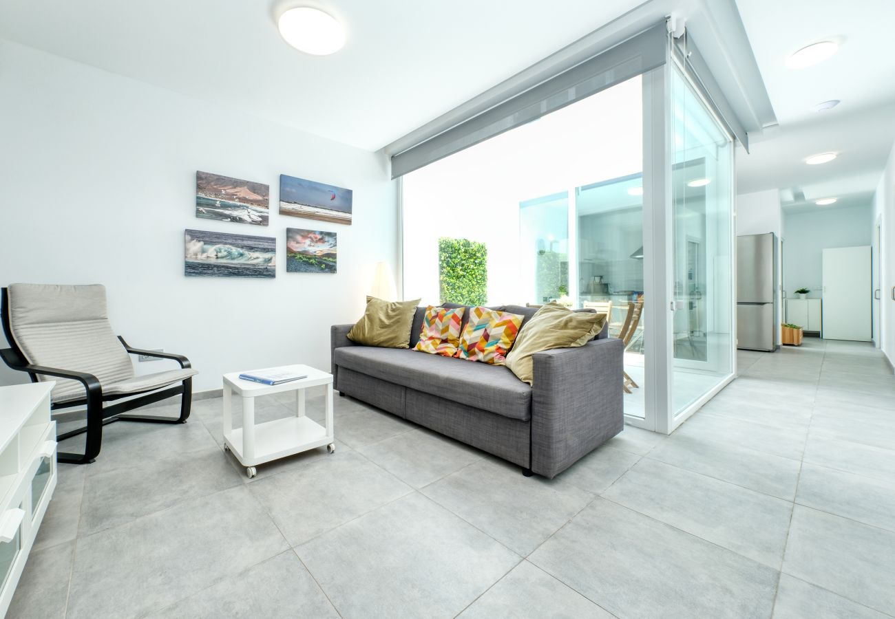 Ferienhaus in  Famara - Karma Famara 2 -25 m vom Strand entfernt