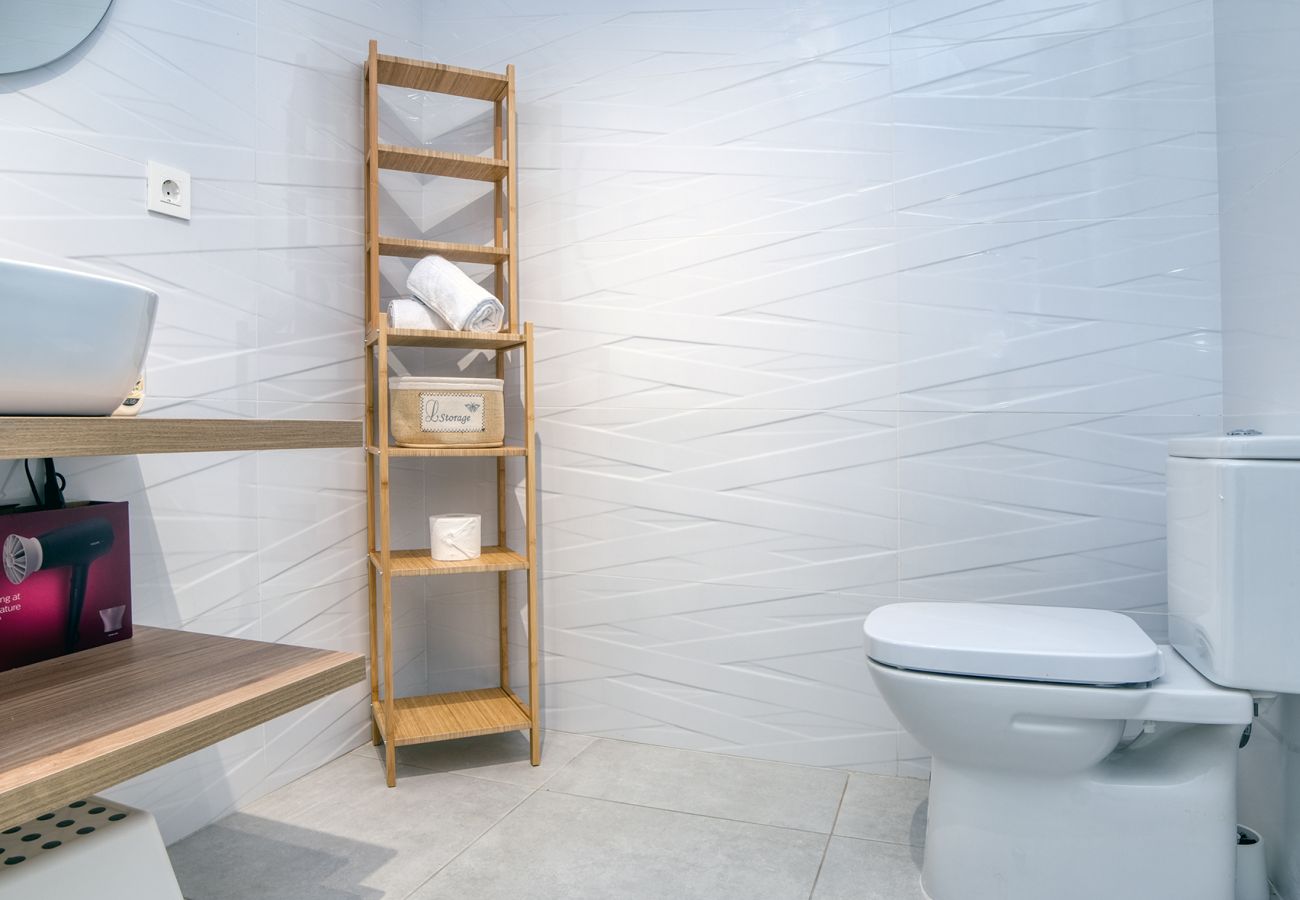 Ferienhaus in Costa Teguise - Sunset View-Modernes Ferienhaus mit Gemeinschaftspool