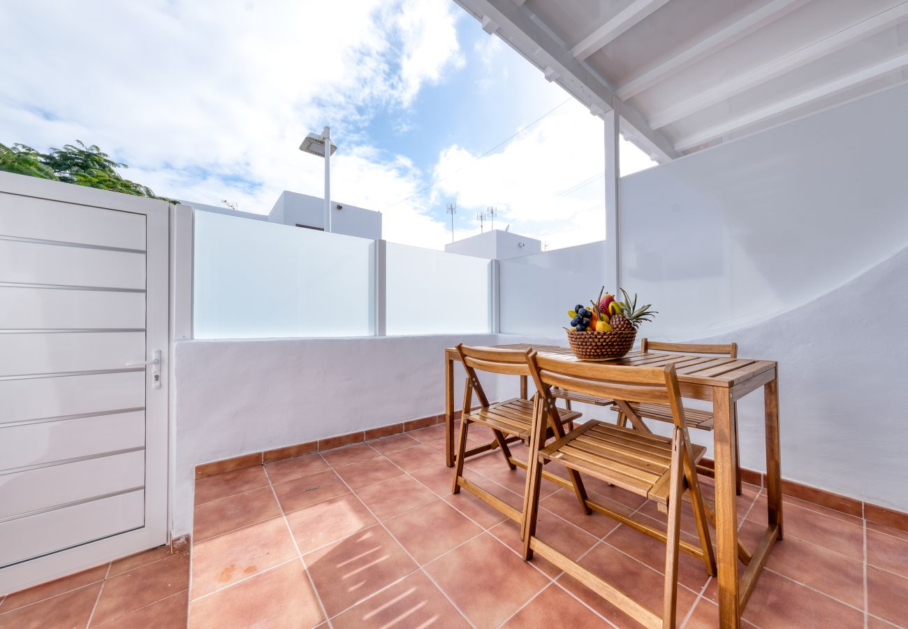 Ferienwohnung in Puerto del Carmen - Puerto Diamante 2 - Private terrace