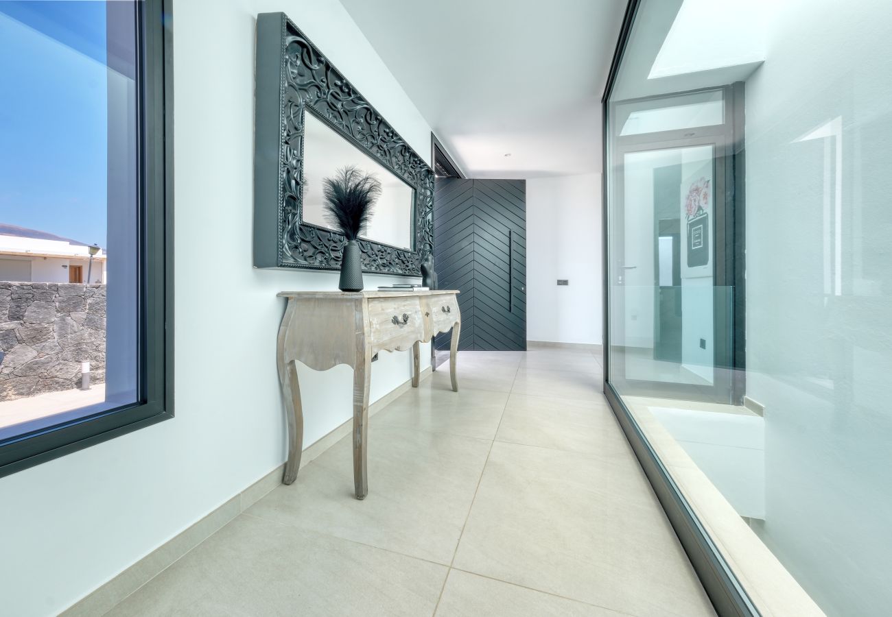 Villa in Puerto Calero - White House - Fire pit and private pool By Lanzarote Vacation Homes