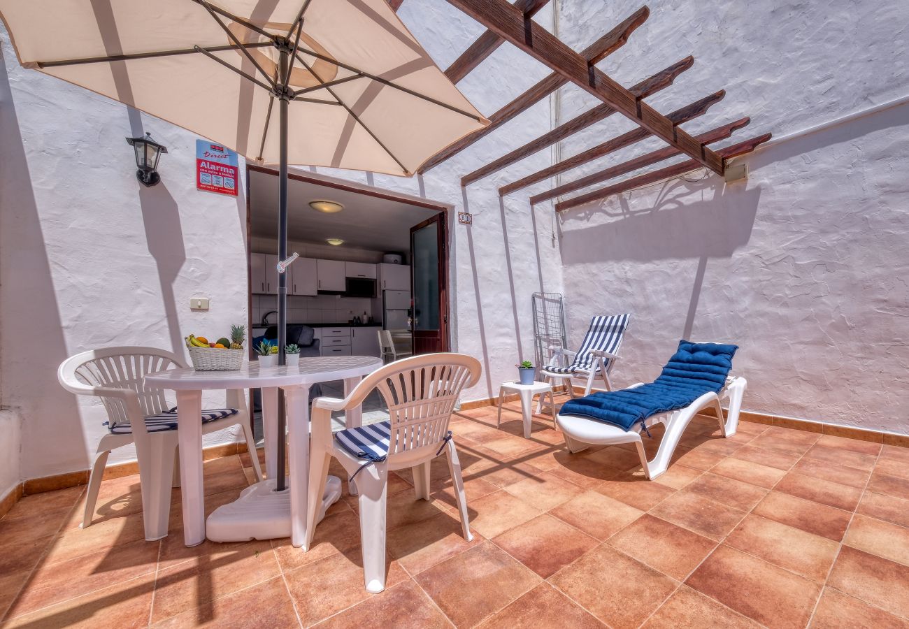 Ferienwohnung in Puerto del Carmen - Apartment Victoria Sun&Sea -  30 m vom Strand entfernt