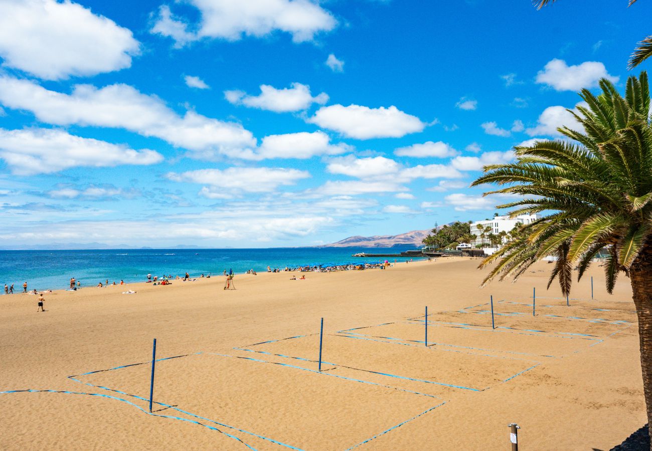 Ferienwohnung in Puerto del Carmen - Sun&Sea • 30 m from the beach • LVH