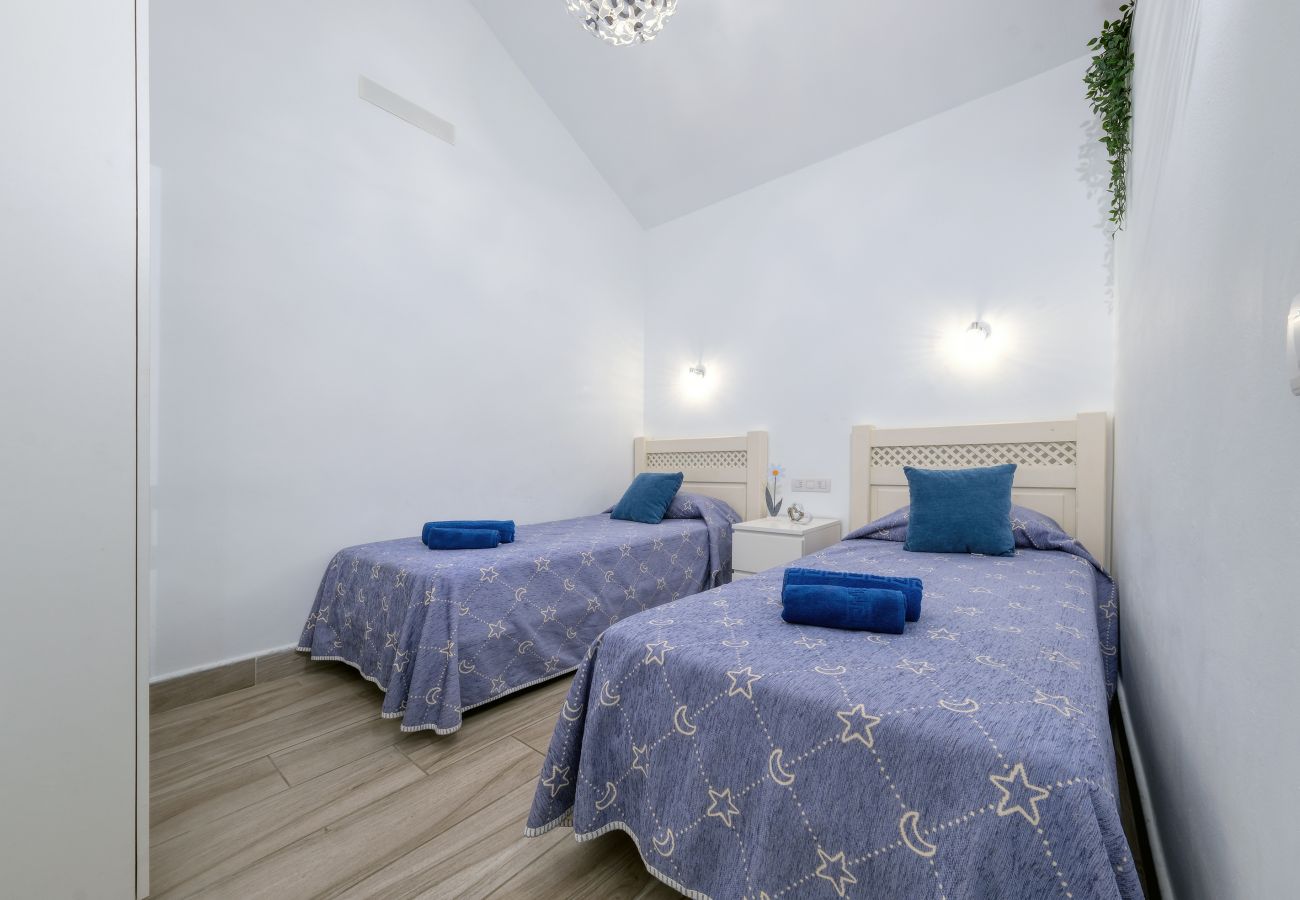 Ferienhaus in Puerto del Carmen - La Marisma - WIFI und Balkon By LVH