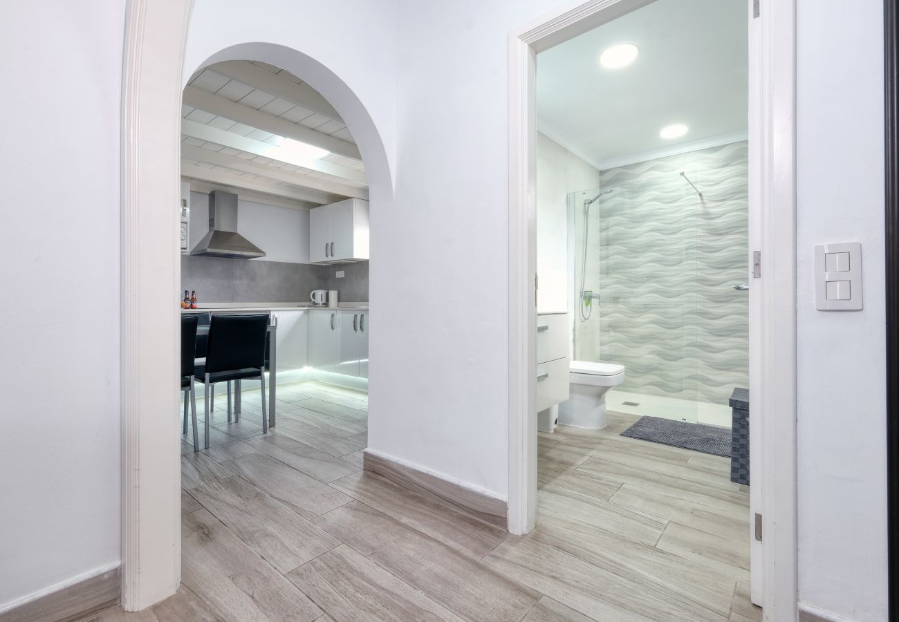 Ferienhaus in Puerto del Carmen - La Marisma - WIFI und Balkon By LVH