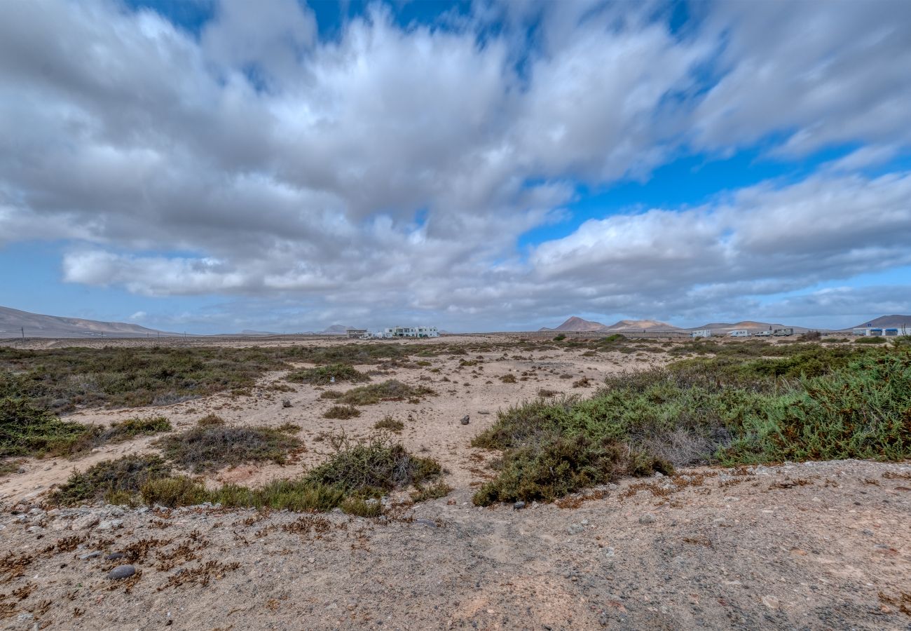 Ferienhaus in  Famara - El rincón de famara - By LVH