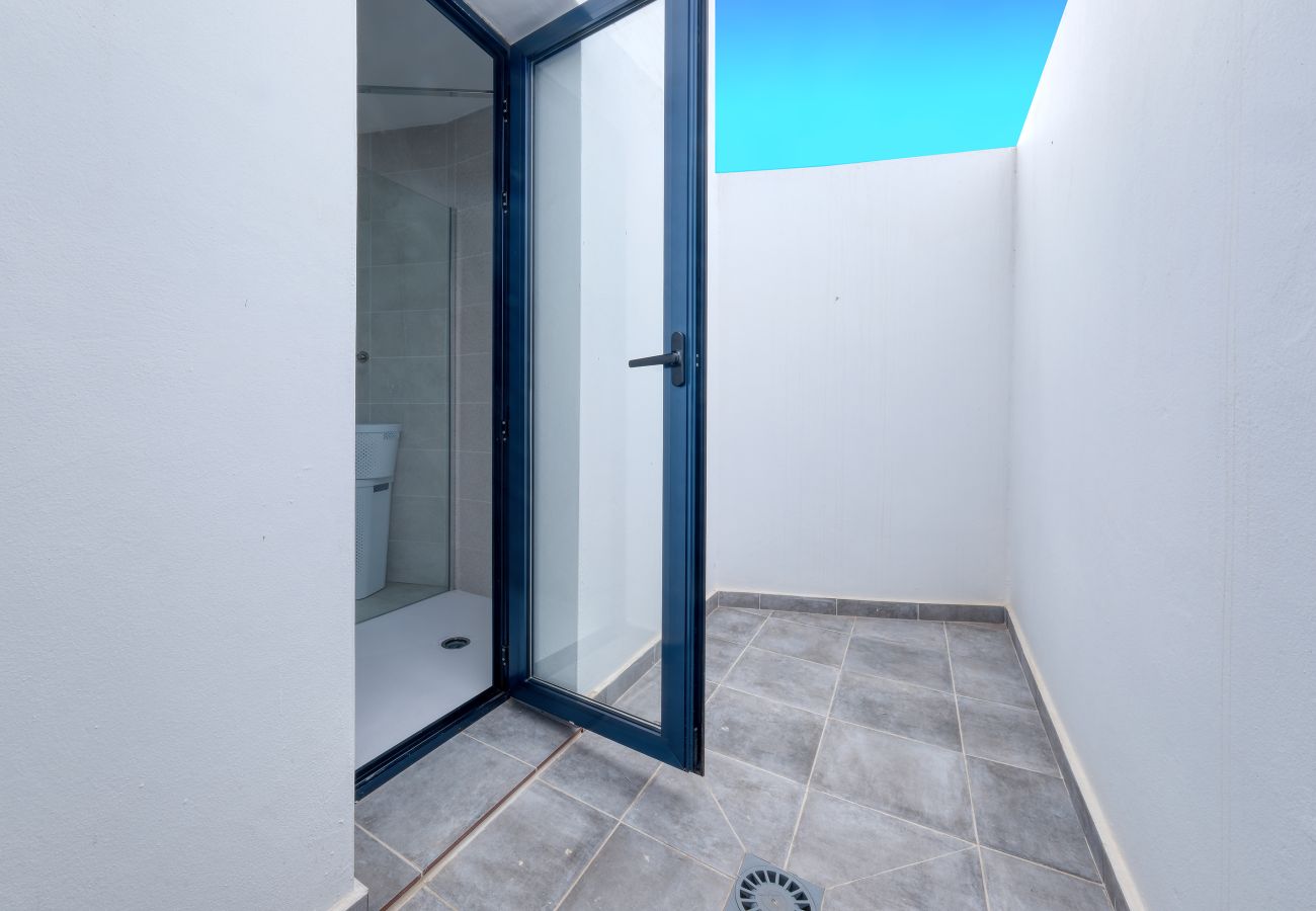 Ferienhaus in Tinajo - Haus La Santa – 400 m zum Strand By LVH