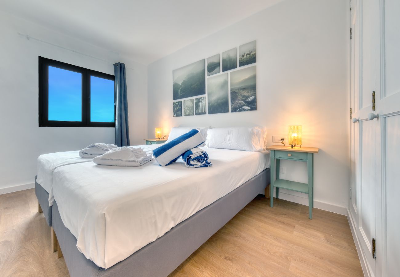 Ferienhaus in Puerto del Carmen - Casa Ondina - Pool und Meerblick By LVH